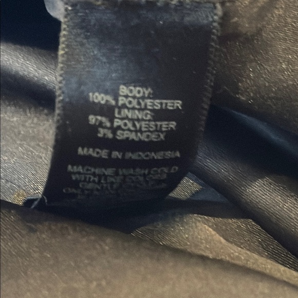 Express snake print Sleeveless Blouse / top / Shirt, Large - Picture 8 of 12